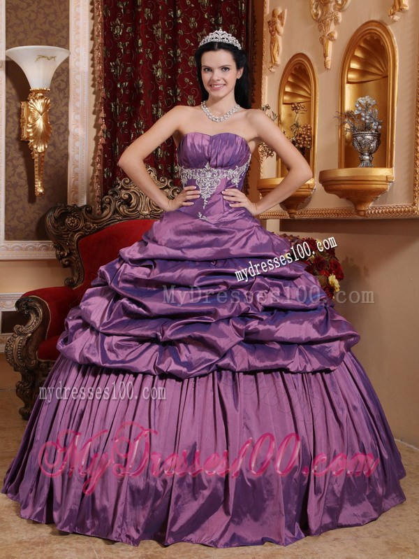 Unique Purple Lace-up Taffeta Quince Dresses with Embroidery