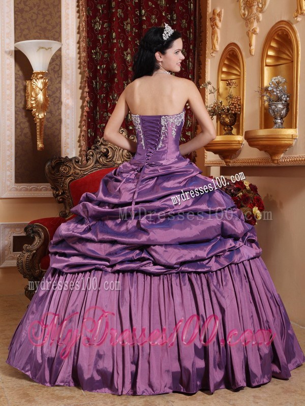 Unique Purple Lace-up Taffeta Quince Dresses with Embroidery