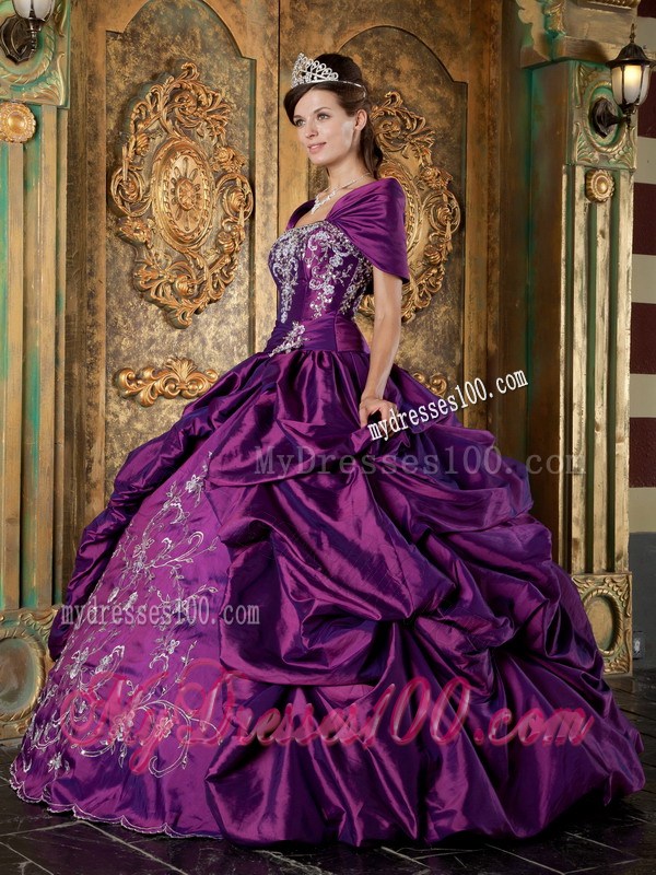 Purple Puffy Ruched Quince Dress with Shawls and Embroidery