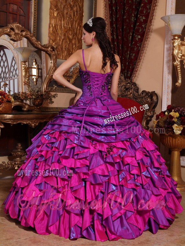 Two-toned Purple Spaghetti Straps Puffy Quince Dress with Pick Ups