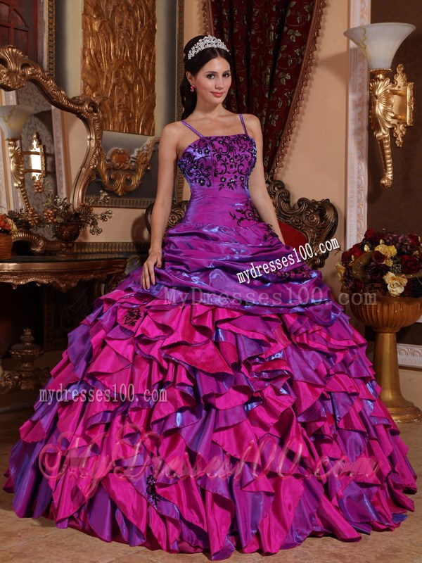 Two-toned Purple Spaghetti Straps Puffy Quince Dress with Pick Ups