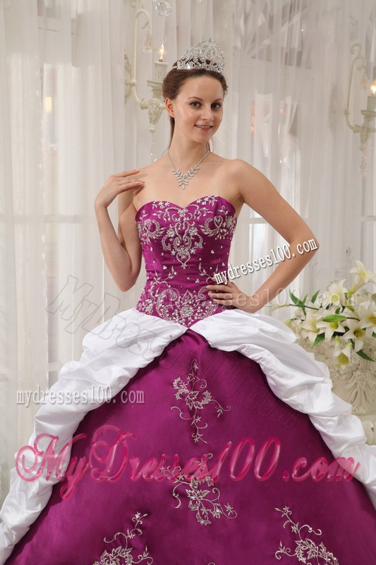 Purple and White Puffy Quince Dresses with White Appliques