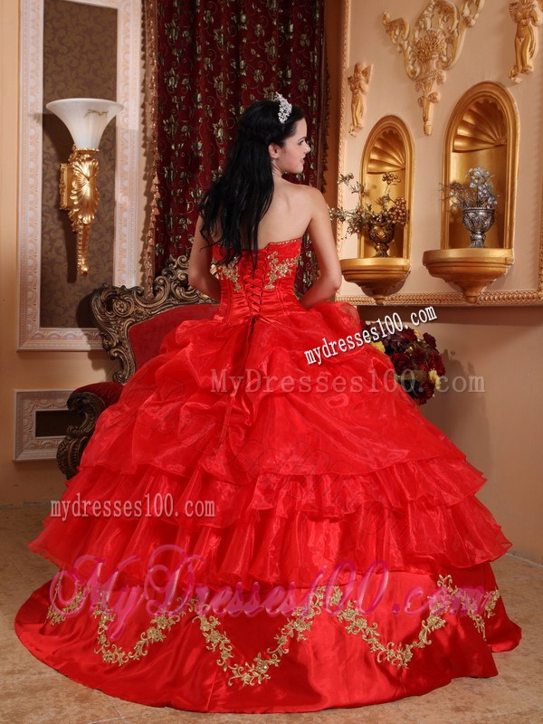 Red Ruched Ball Gown Floor-length Quince Dresses with Appliques