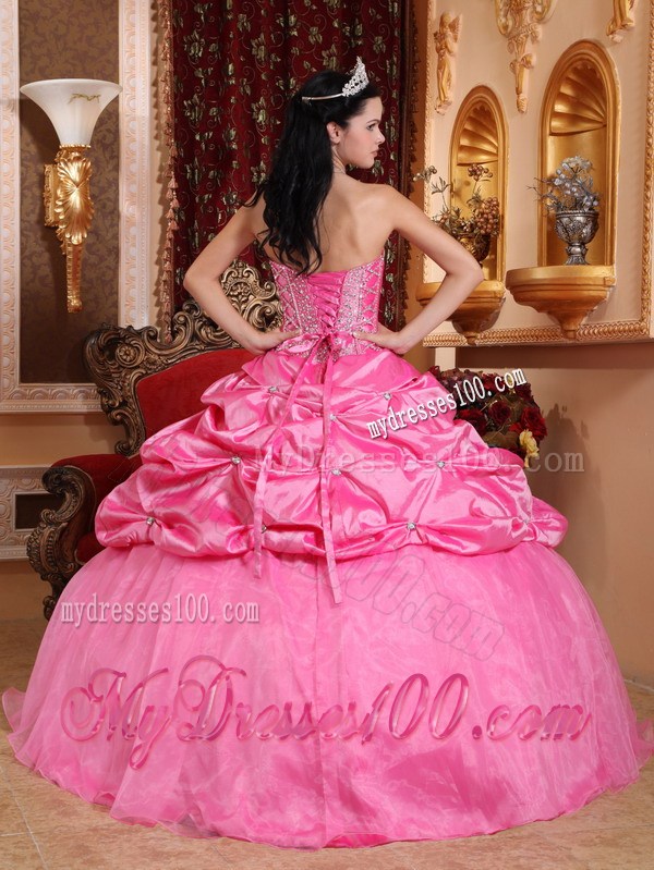 Sweetheart Ruched Taffeta Quince Dresses with Appliques