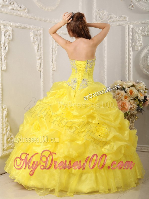 Yellow Lace-up Bodice with Rolling Flowers Quinceanera Dresses
