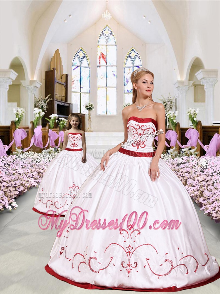 White and Red Satin Princesita Dress with Embroidery