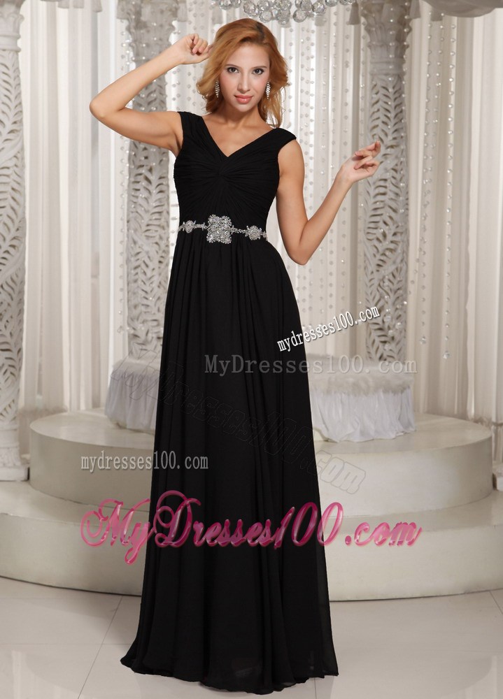Simple V-neck Black Floor-length Belt 2013 Maxi Dresses For Party