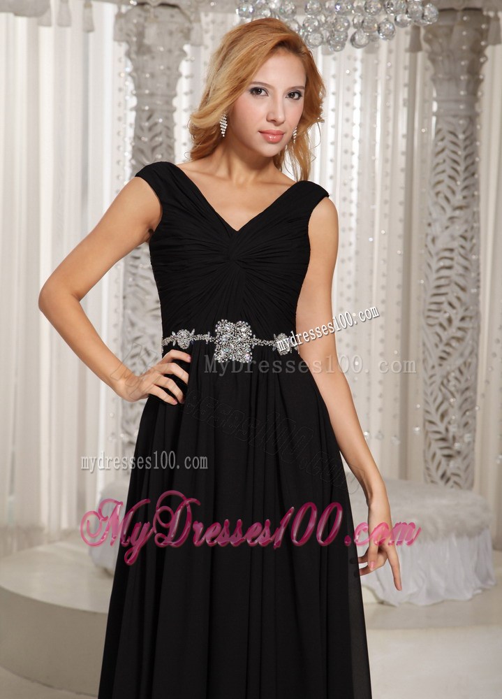 Simple V-neck Black Floor-length Belt 2013 Maxi Dresses For Party