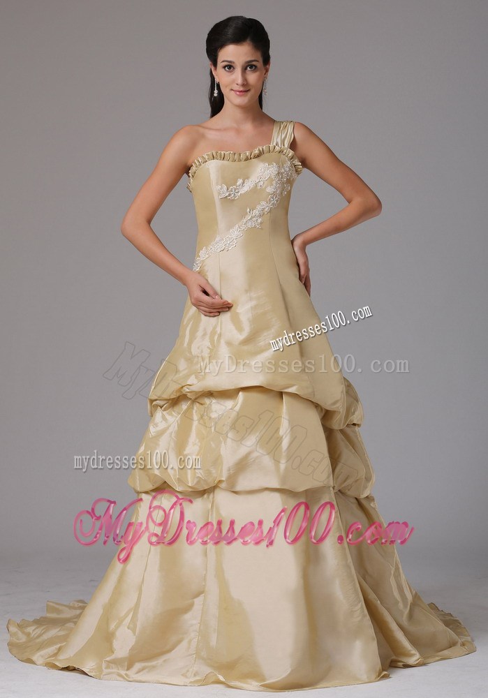 Champagne Evening Dress With Appliques and Ruffles