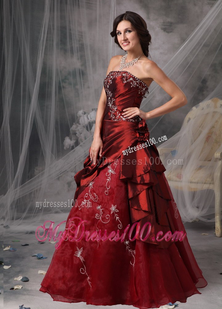 Burgundy Princess Strapless Evening Dress Appliques