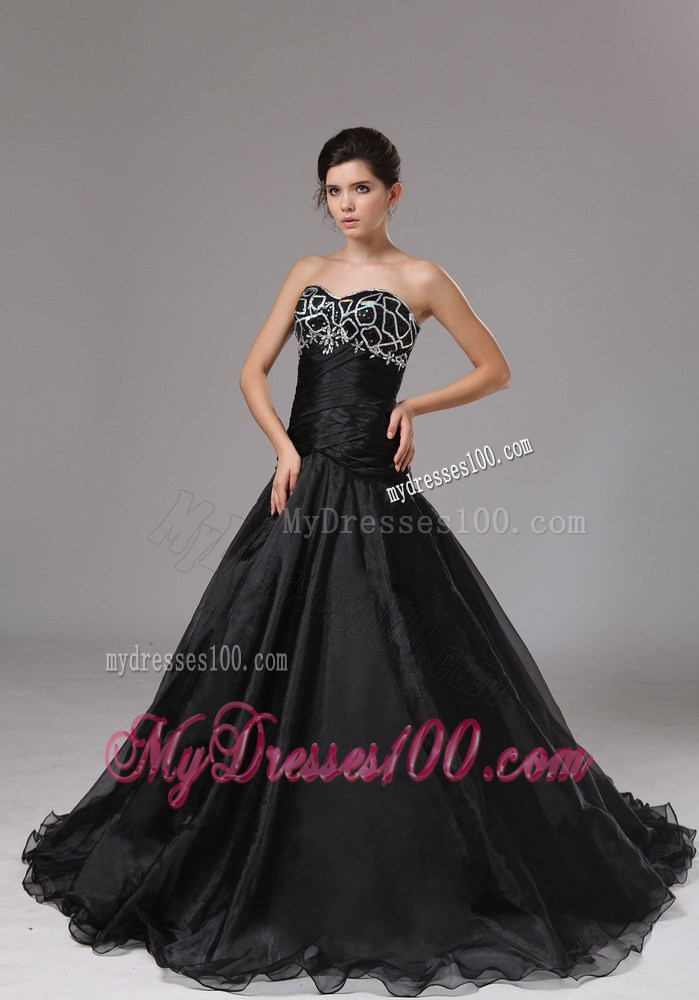 Sweetheart Black Evening Dress With Brush Train and Beaded