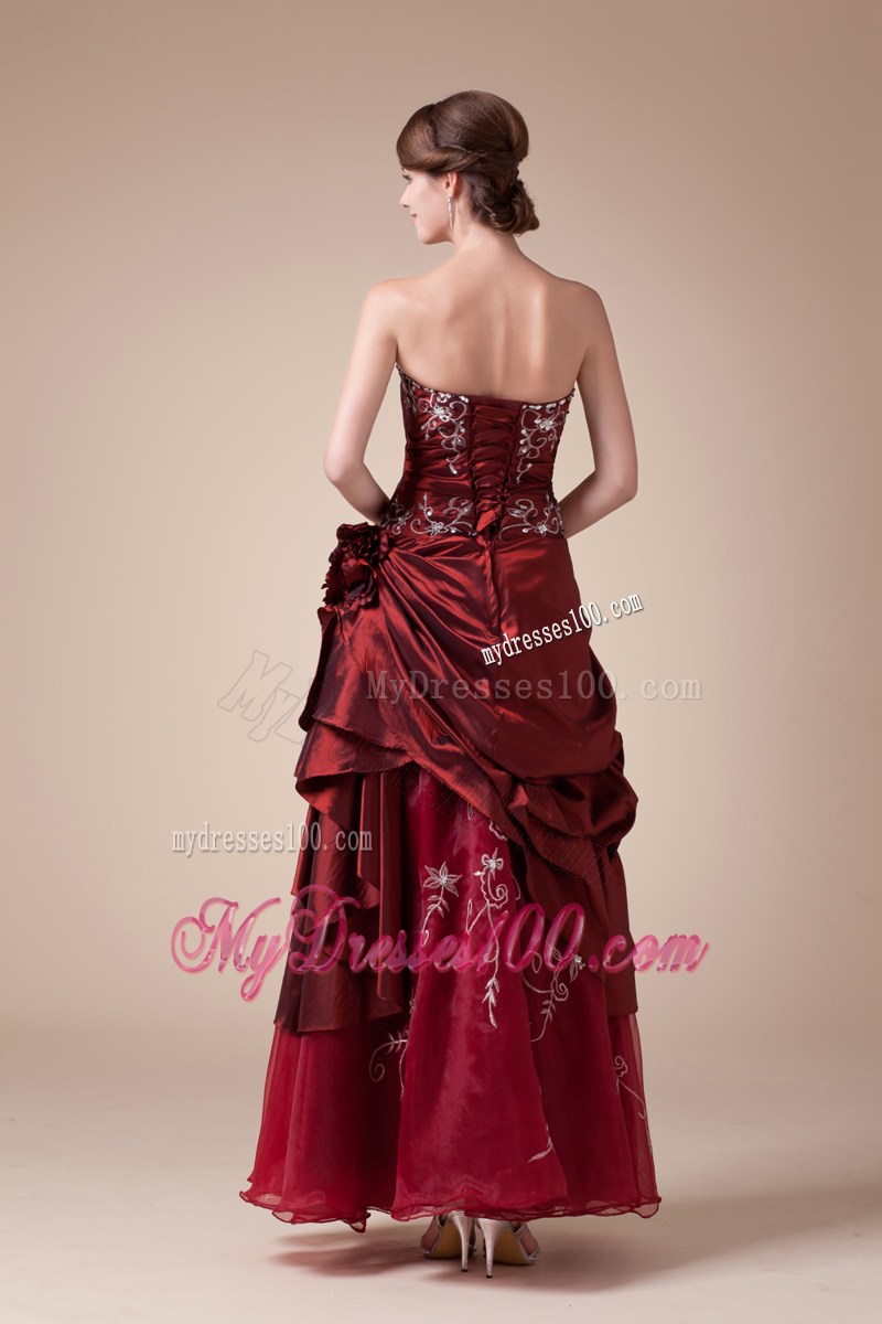 Elegant Wine Red Strapless Embroidery long Prom Dress