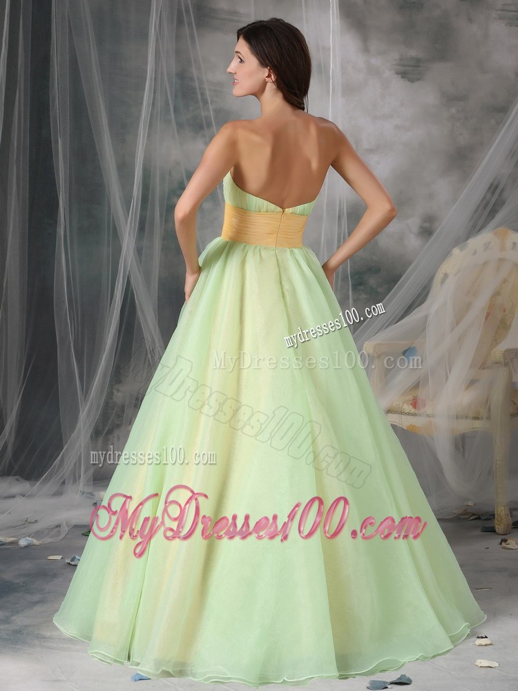 Popular Yellow Green Strapless Evening Dress Appliques