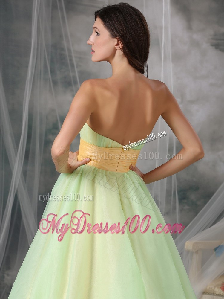 Popular Yellow Green Strapless Evening Dress Appliques