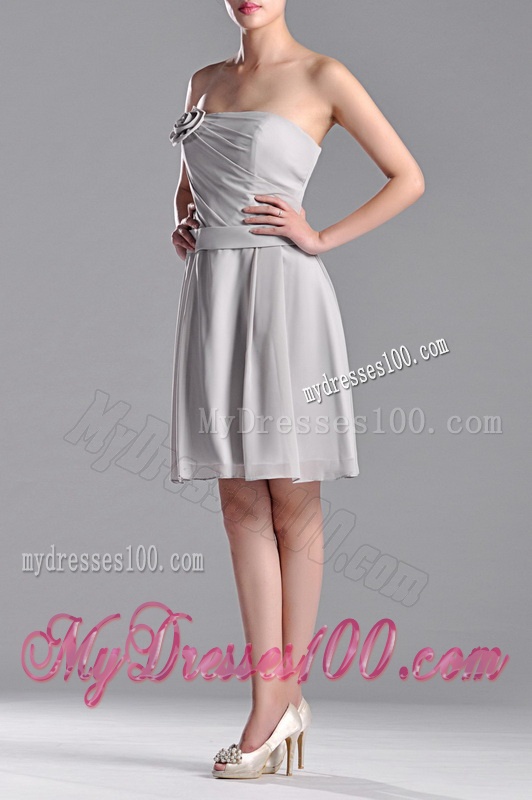 Lovely Empire Strapless Chiffon Grey Bridesmaid Dress with Hand Made Flower