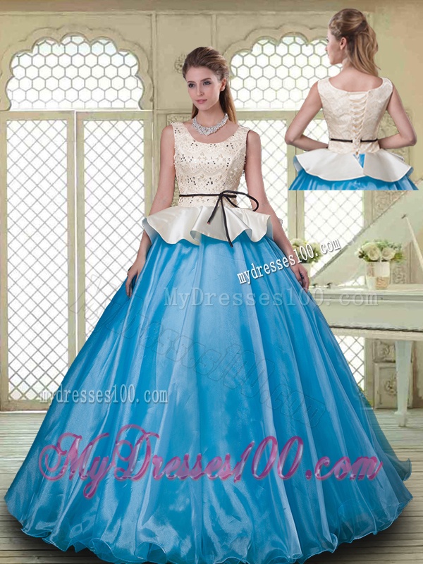 Classical Ball Gown Scoop Quinceanera Dresses with Beading