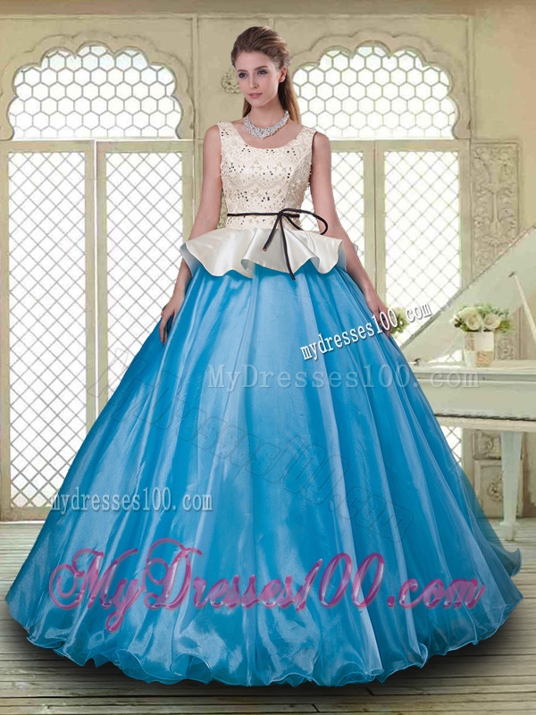 Classical Ball Gown Scoop Quinceanera Dresses with Beading