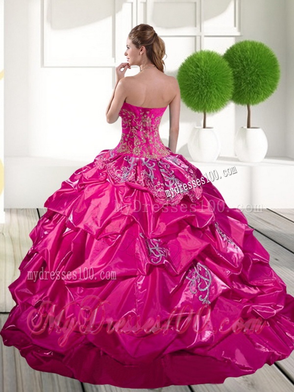 2016 Classical Appliques and Pick Ups Quinceanera Dress in Hot Pink