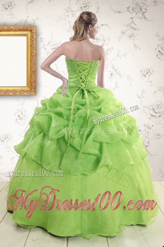 2016 Perfect Green Quinceanera Dresses with Beading and Ruffles