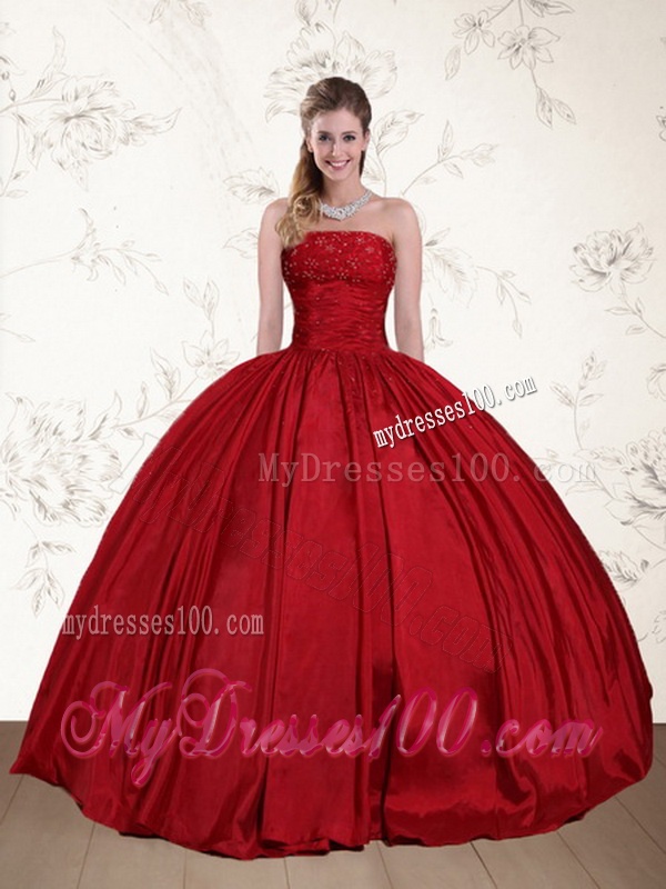2016 Perfect Strapless Beaded Floor Length Quinceanera Dress in Red