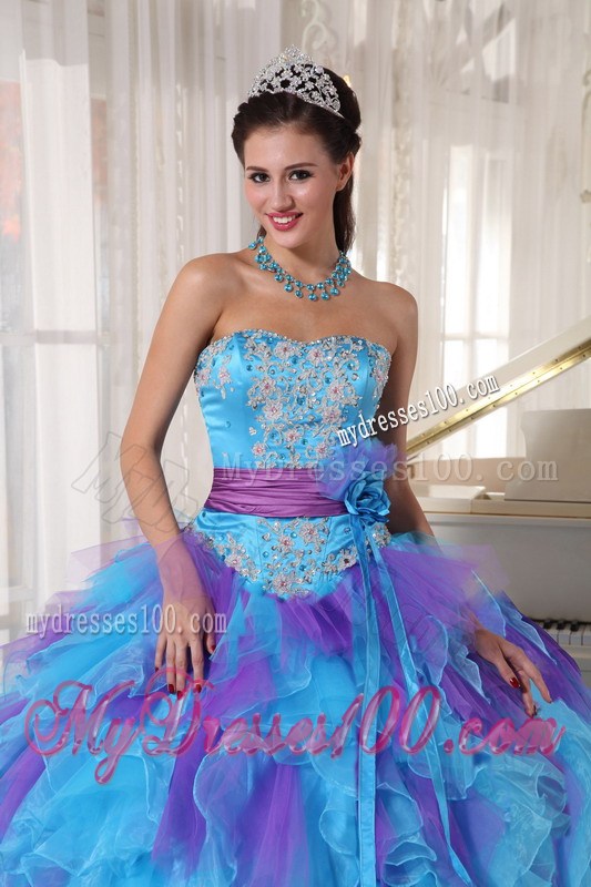 Two-toned Appliques Ruffles Sweet 15 Dresses with Handmade Flower
