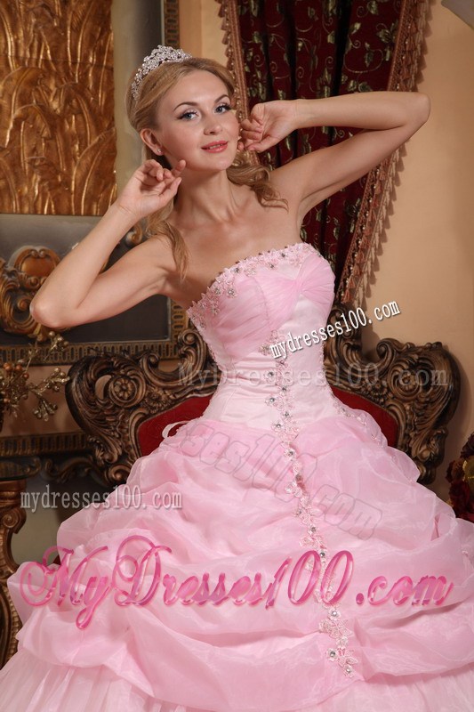 Turn Heads Appliques Ruffles Quinceanera Dresses Lace-up Back