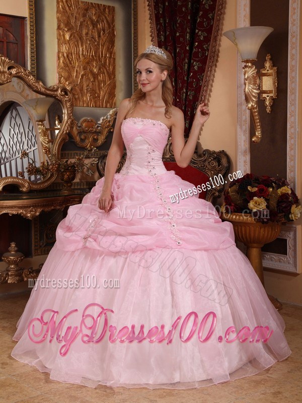 Turn Heads Appliques Ruffles Quinceanera Dresses Lace-up Back