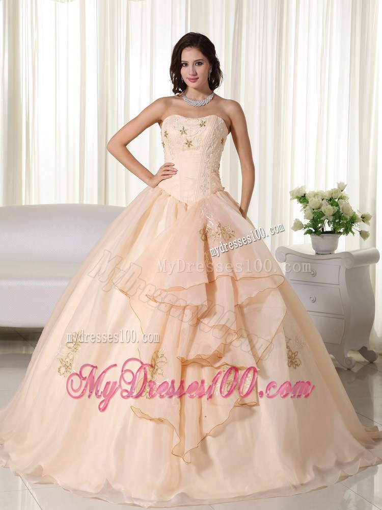 Star Embroidery Ruffles Champagne Sweet 15 Dresses in Fashion
