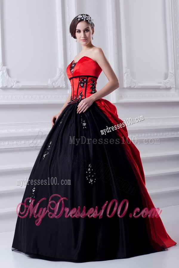 Cheap Strapless Appliques Pick-ups Black and Red Quinceanera Dress with Brush Train
