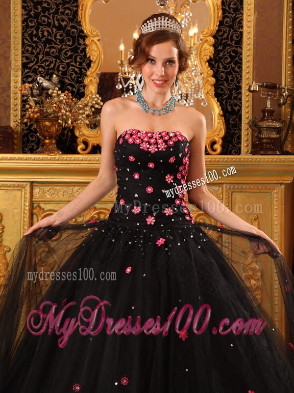 Popular Ball Gown Strapless Floor-length Tulle Appliques Black Quinceanera Dress