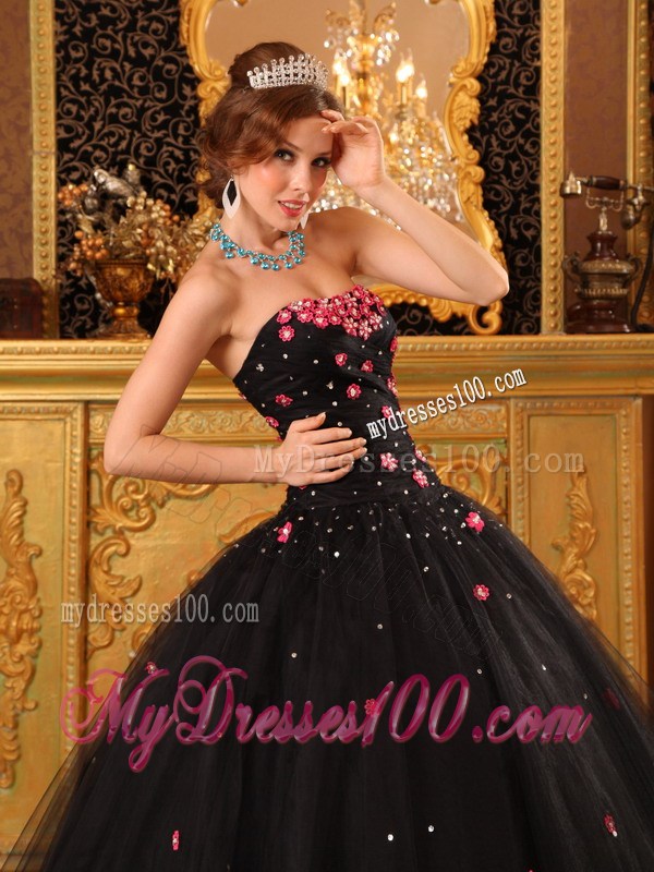 Popular Ball Gown Strapless Floor-length Tulle Appliques Black Quinceanera Dress