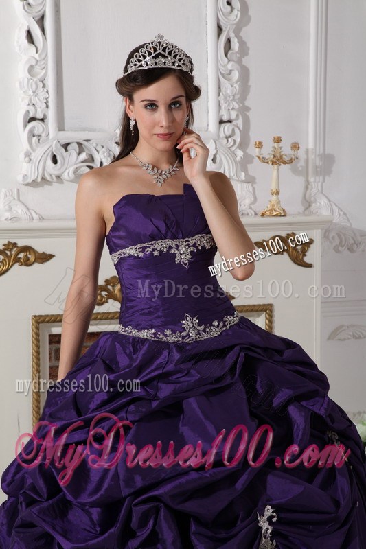 Ruche Appliques Pick-ups Purple Sweet 15 16 Party Dresses Ball Gown