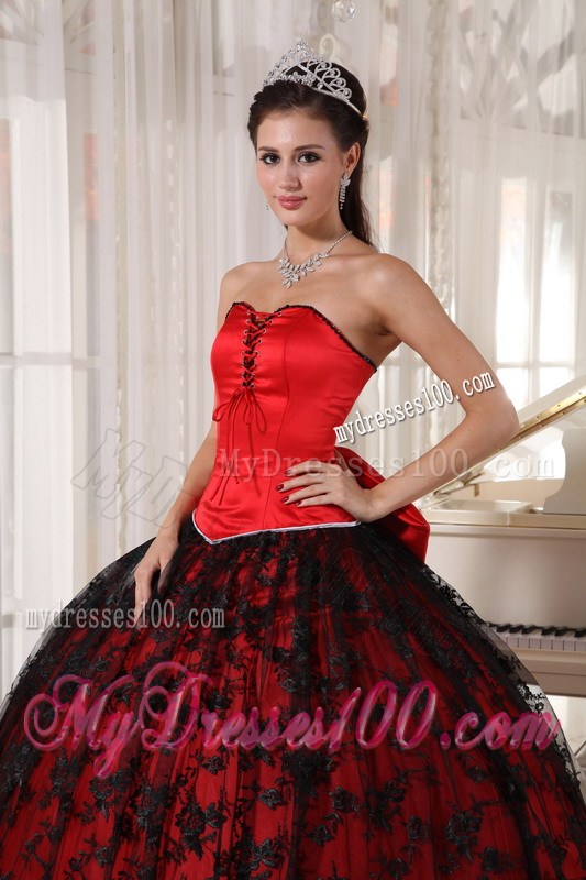 Red and Black Ball Gown Quinceanera Dresses with Big Bowknot Back
