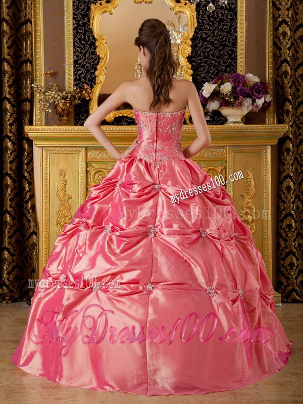 Taffeta Pick Ups Waltermelon Sweet 15 Dresses Halter Top Beading
