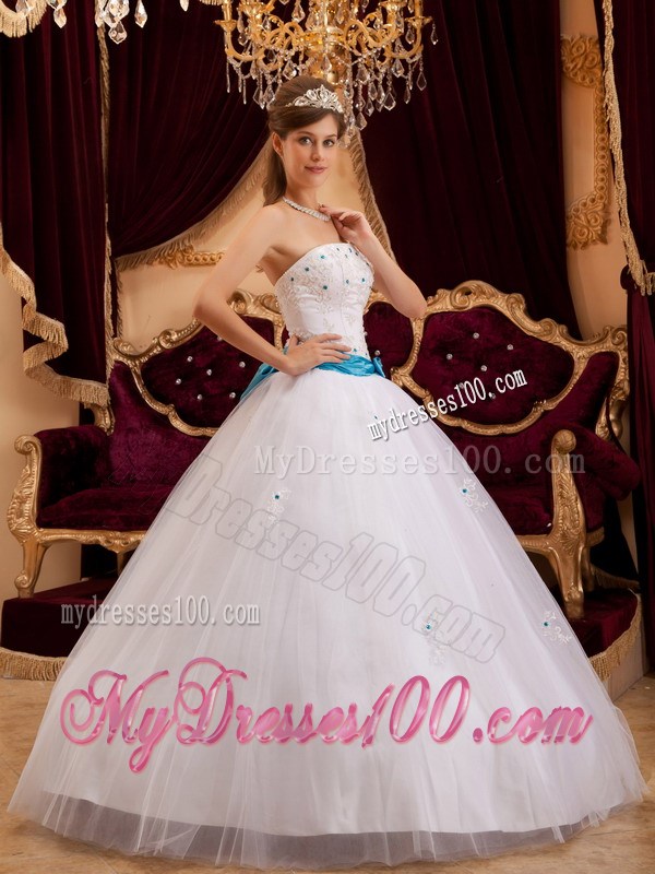 Ribbon Appliques White Quinceanera Dresses Strapless in Fashion