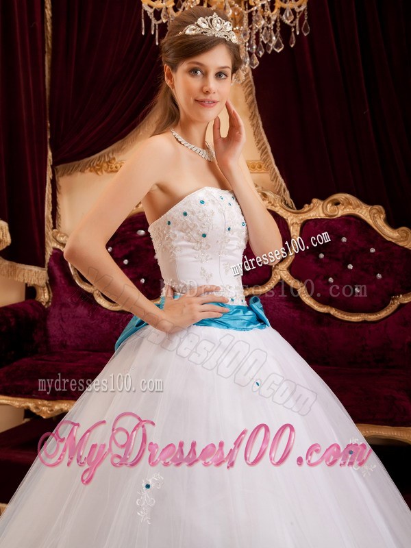 Ribbon Appliques White Quinceanera Dresses Strapless in Fashion