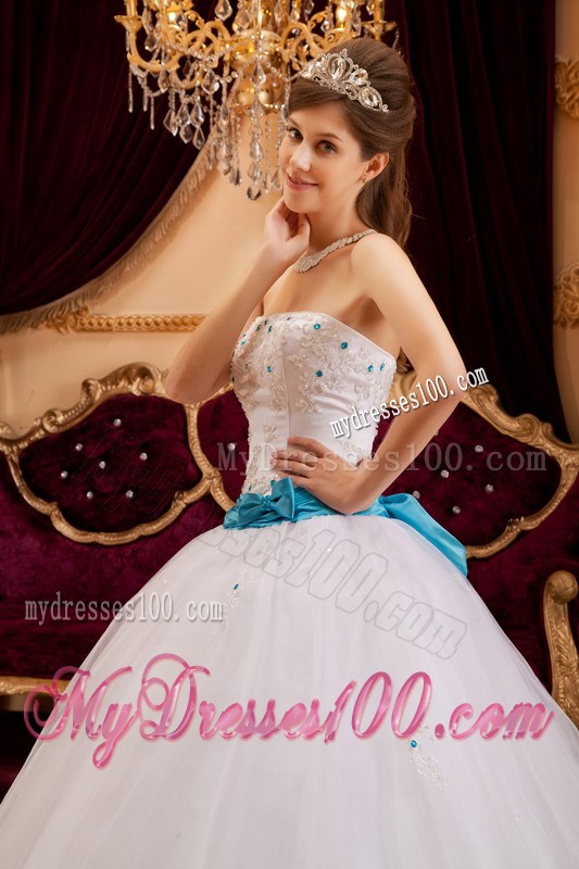 Ribbon Appliques White Quinceanera Dresses Strapless in Fashion