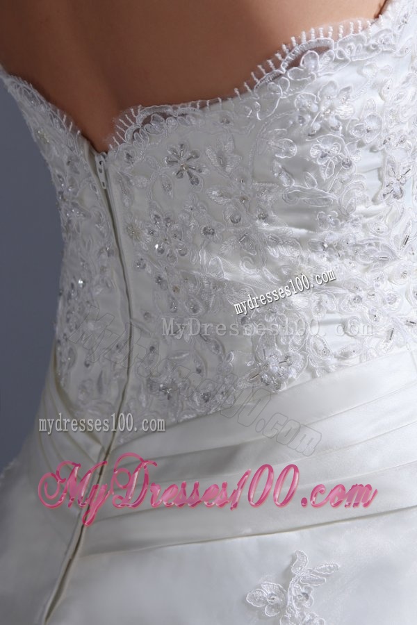 2016 Appliques Ball Gown Court Train Wedding Dress with Strapless