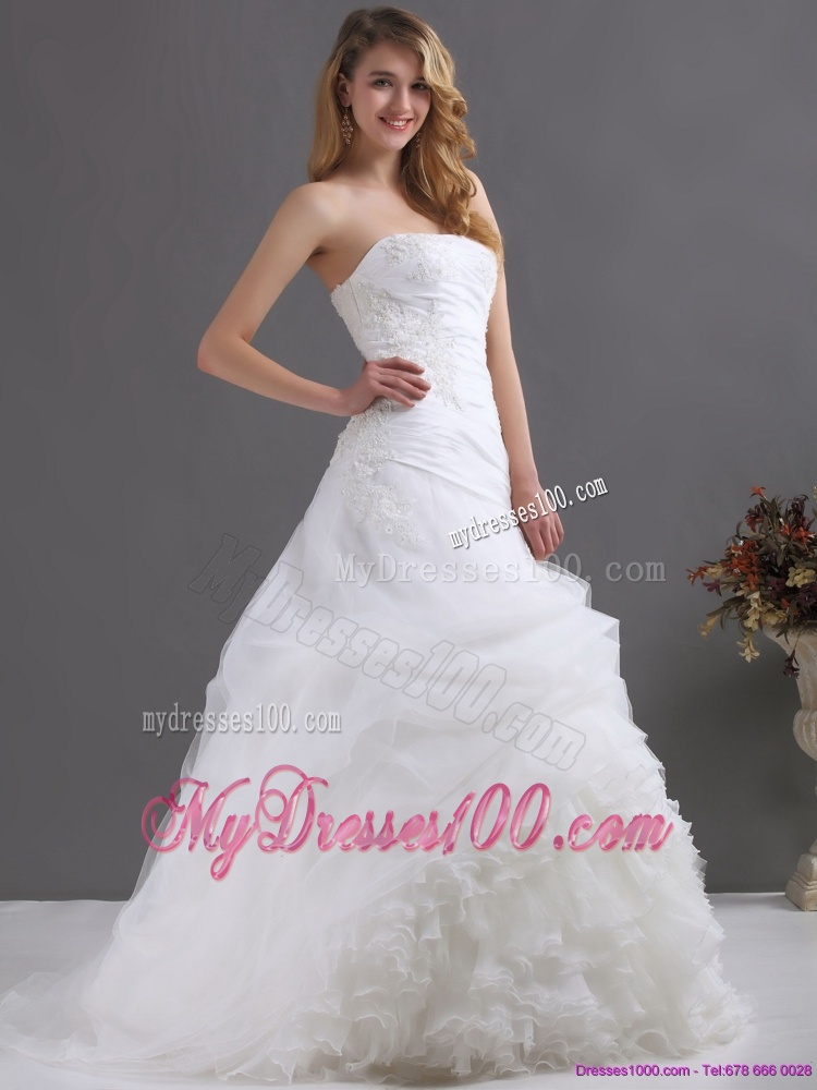 2016 Perfect Ruffles Strapless White Wedding Dresses with Hand Made Flower