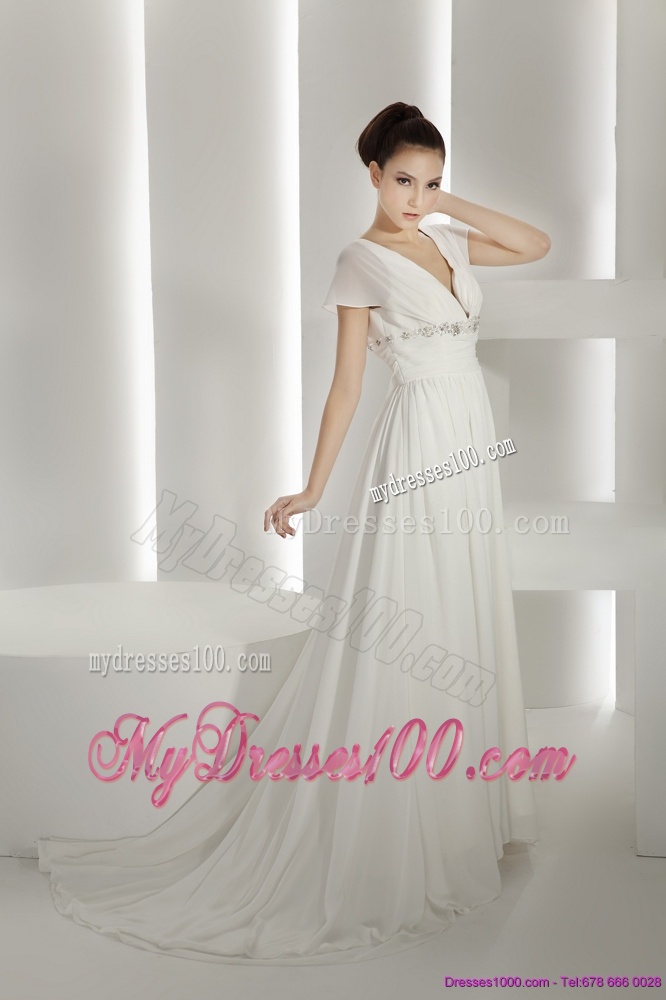 2016 Popular Brush Train White Wedding Dresses with Ruching and Beading