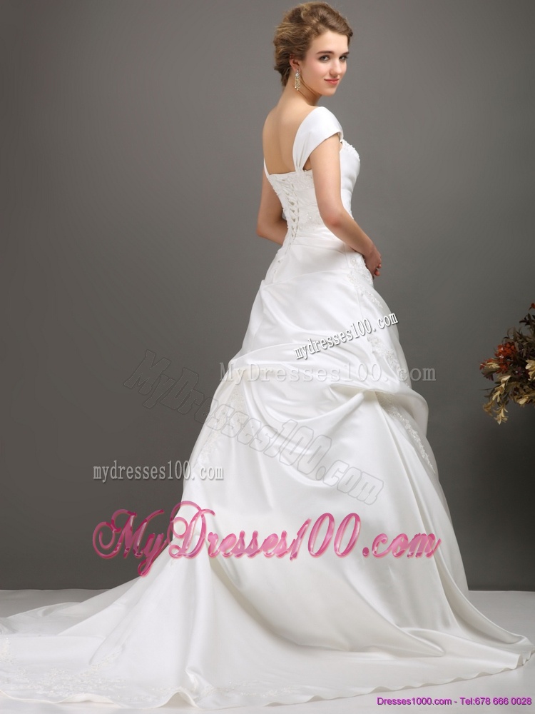 2016 Popular Square Lace Wedding Dress with Floor-length