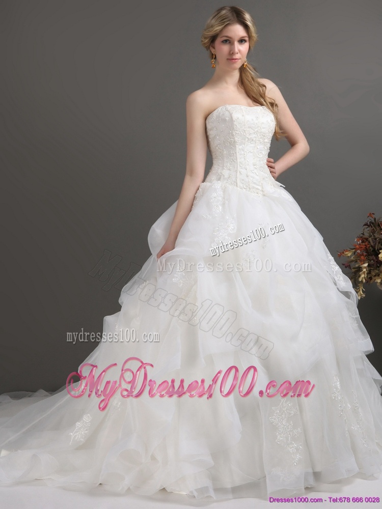 2016 Popular Strapless Lace Wedding Dress with Brush Train