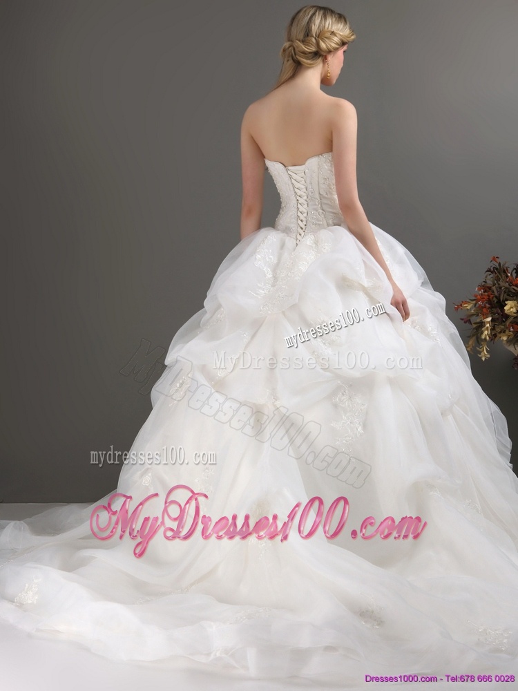 2016 Popular Strapless Lace Wedding Dress with Brush Train