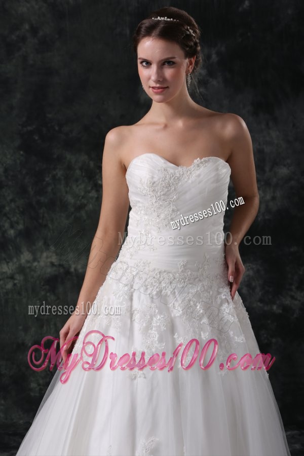 A-Line Sweetheart Court Train Appliques Lace Up Tulle Wedding Dress