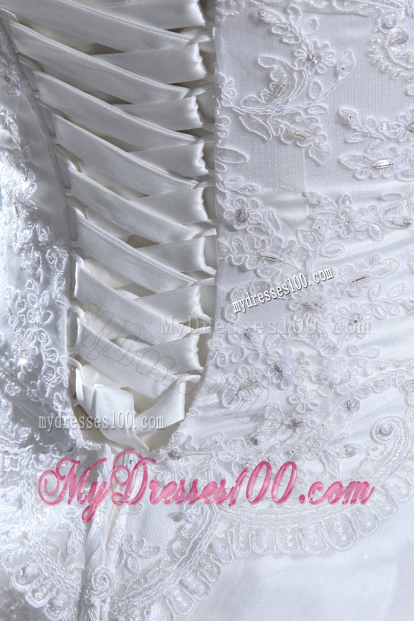 Ball Gown Strapless Lace Appliques Wedding Dress with Chapel Train