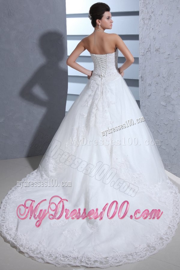 Ball Gown Strapless Lace Appliques Wedding Dress with Chapel Train