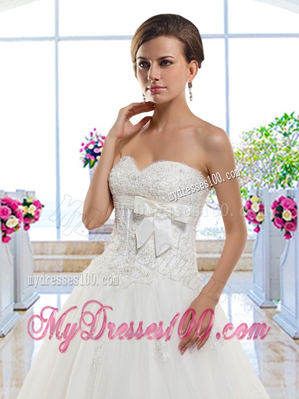 Cheap Sweetheart Wedding Dresses with Appliques and Bowknot