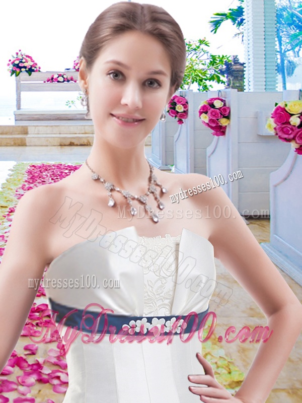 Discount Column Bridal Gowns with Belt and Appliques