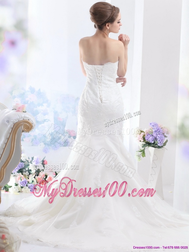 Fashionable Lace White Wedding Dress with Brush Train for 2016
