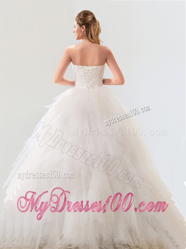 Fashionable Strapless Tulle Bridal Gown with Beading and Ruffles